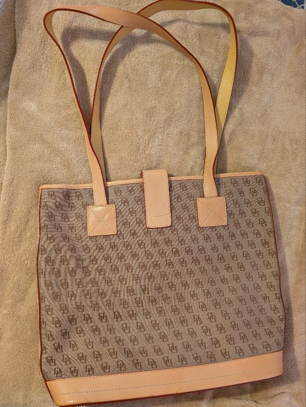 Dooney & Bourke Classic Monogram Canvas Tote Bag in Beige and Tan - Picture 2 of 3